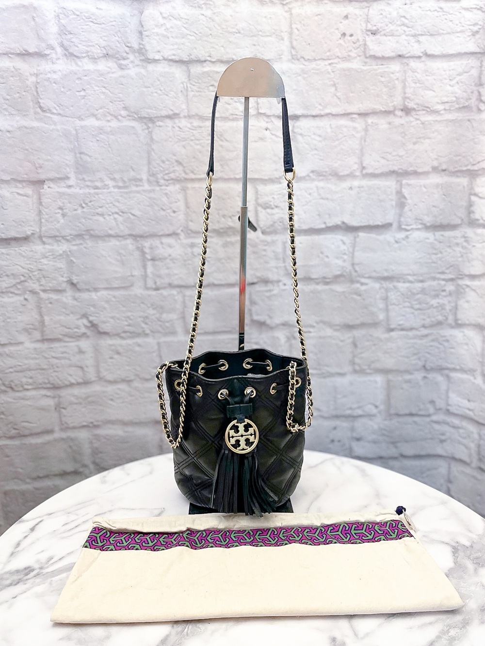 Tory Burch Fleming Soft Mini Bucket Bag Quilted Black EUC - Picture 2 of 10